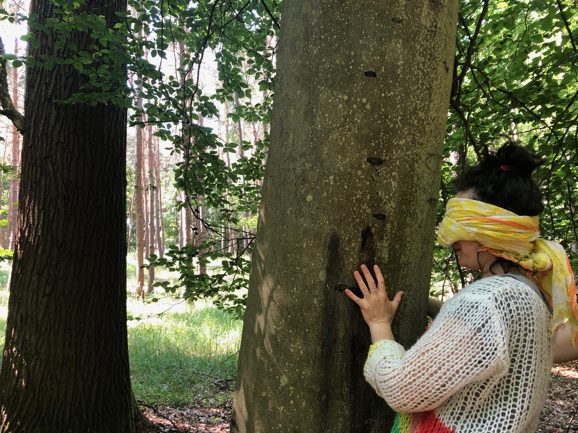 Achtsame Naturbegegnung mit allen Sinnen„Wir hatten sehr viel Freude an den
Materialien und ein schönes Erlebnis!“
(Marlene, 38 Jahre, und Julius, 5 Jahre)